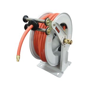 79.721 - Dévidoir avec tuyau en caoutchouc 1/2 D.I. de 100 pieds